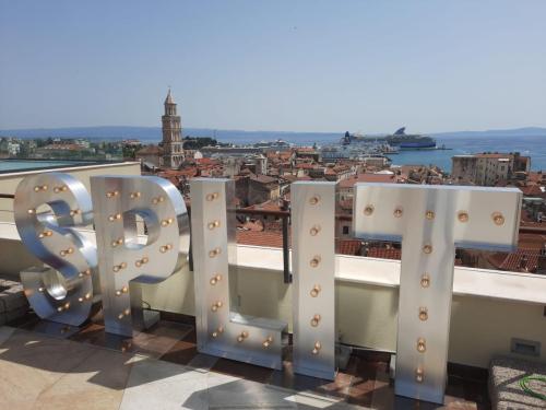 Svijetleca-slova-za-evente-018